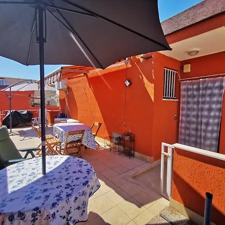 Appartement Il Mare Dietro L'angolo, Attico Con Parcheggio Privato Ad *